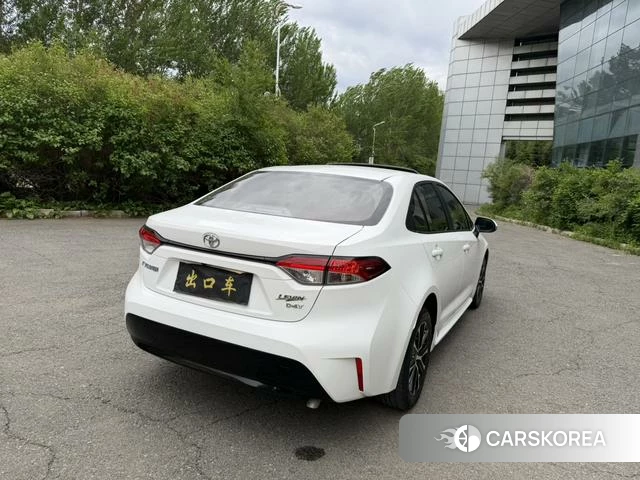 Toyota Levin 2024 Белый из Китая, фото 3