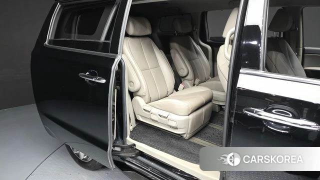 Kia The New Carnival 2020 Черный из Кореи, фото 3
