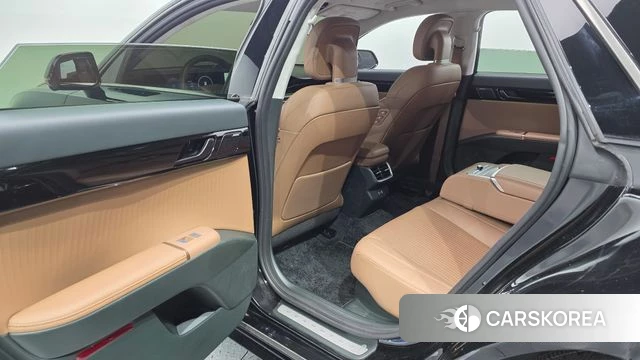 Hyundai Grandeur Hybrid (GN7) 2023 Черный из Кореи, фото 3