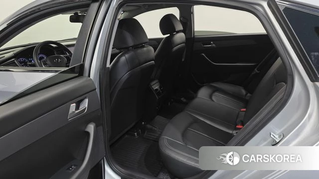 Hyundai Sonata New Rise 2018 Серебристо-серый из Кореи, фото 3