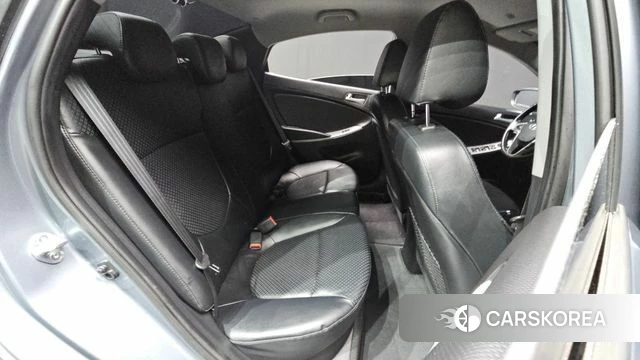 Hyundai Accent (New type) 2019 Серебристо-серый из Кореи, фото 3