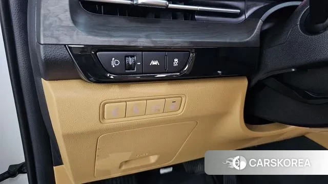Kia Carnival 4th generation 2023 Белый из Кореи, фото 3