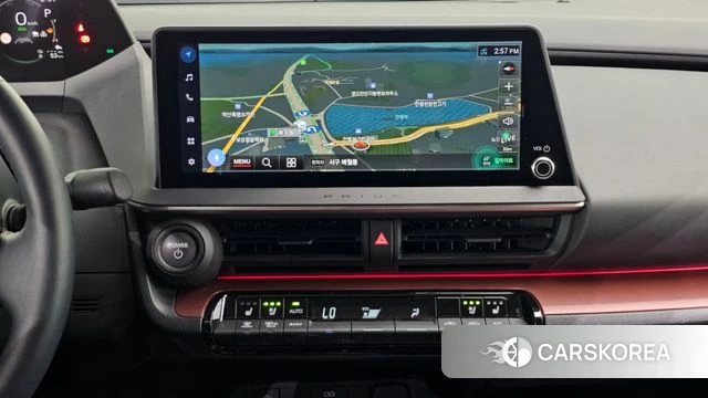 Toyota Prius 5th Generation 2024 Белый из Кореи, фото 3