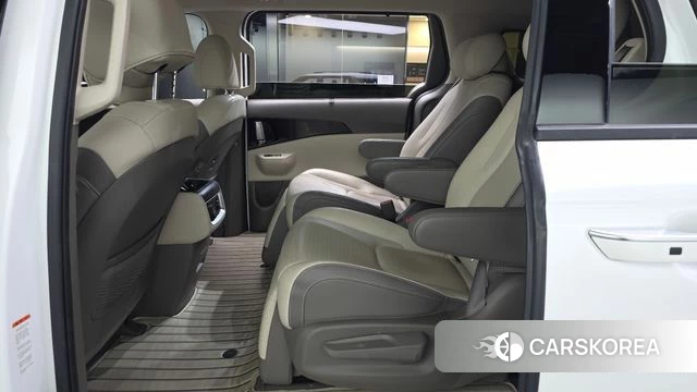 Kia The New Carnival 4th Generation 2025 Белый из Кореи, фото 3