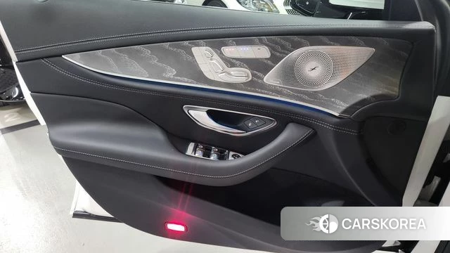 Mercedes-Benz AMG GT 2026 Белый из Кореи, фото 3