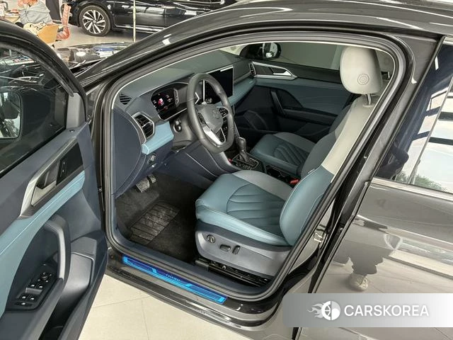 Volkswagen Tharu 2023 Темно-серый из Китая, фото 3