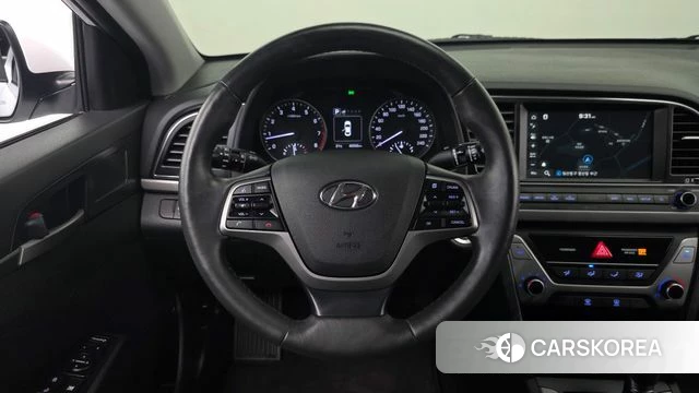 Hyundai Avante AD 2018 Белый из Кореи, фото 3