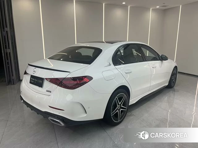 Mercedes-Benz C-class 2024 Белый из Китая, фото 3