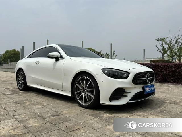 Mercedes-Benz E-Class 2021 Белый из Китая, фото 3