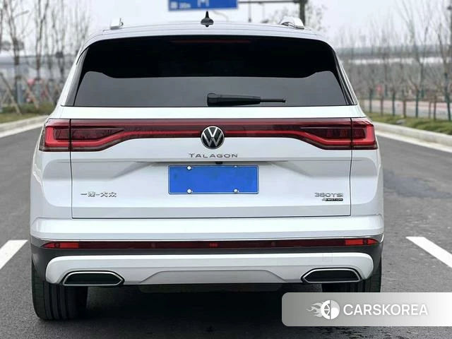 Volkswagen Talagon 2023 Белый из Китая, фото 3