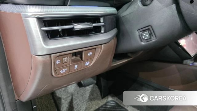 Hyundai Grandeur Hybrid (GN7) 2023 Белый из Кореи, фото 3