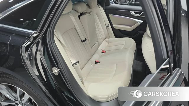 Audi A6 (C8) 2023 Черный из Кореи, фото 3