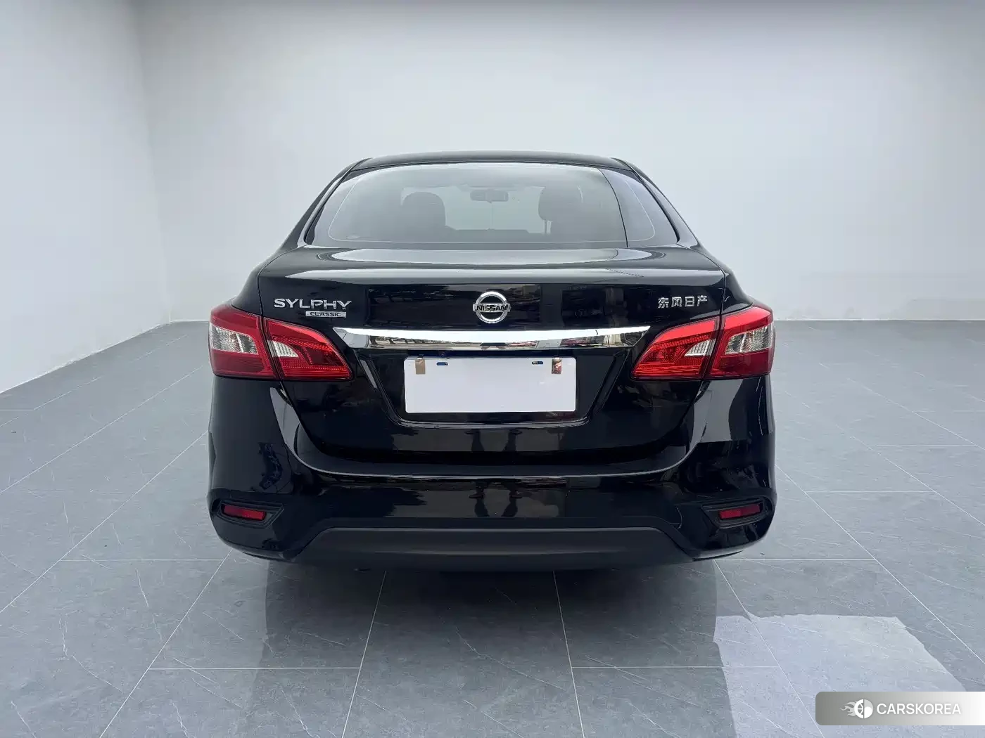 Nissan Sylphy 2024 Черный из Китая, фото 3