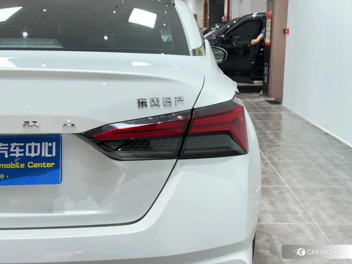 Nissan Altima 2022 Белый из Китая, фото 3