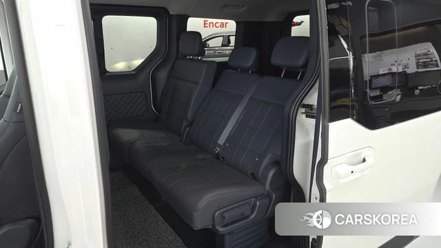 Kia PV5 2025 Белый из Кореи, фото 3