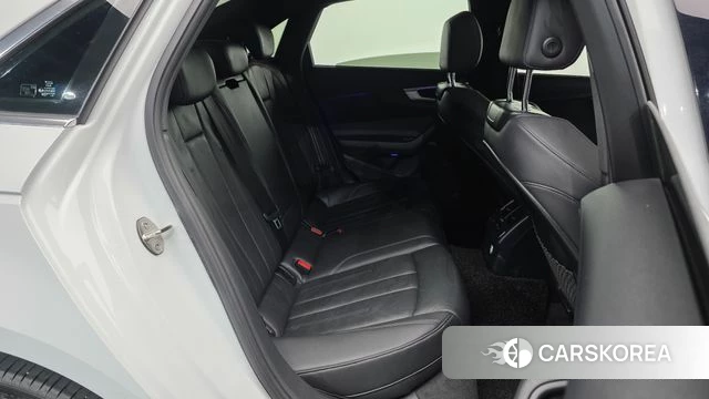 Audi A4 (B9) 2019 Белый из Кореи, фото 3