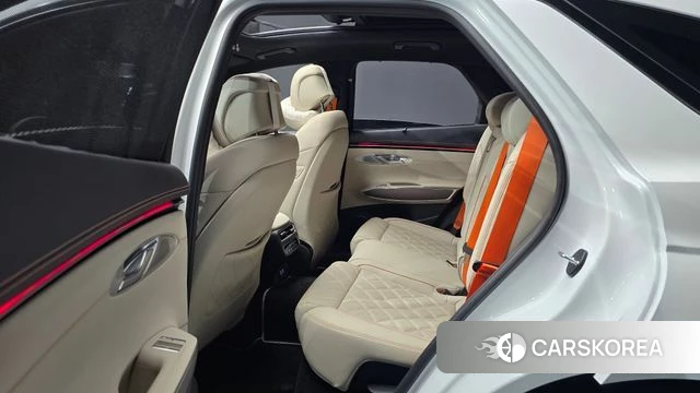 Genesis GV70 2024 Белый из Кореи, фото 3