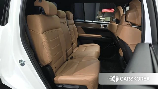 Hyundai Santa Fe (MX5) 2024 Белый из Кореи, фото 3