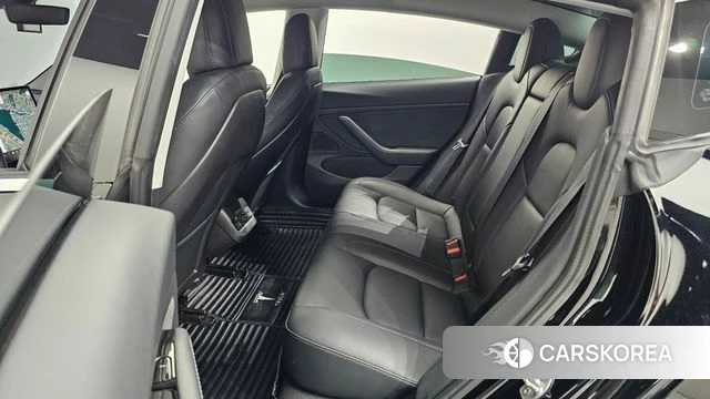 Tesla Model 3 2020 Черный из Кореи, фото 3