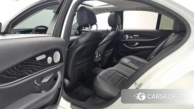Mercedes-Benz E-Class W213 2019 Белый из Кореи, фото 3