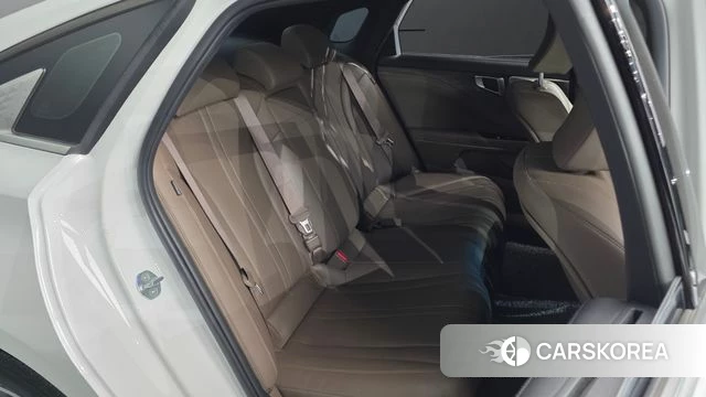 Kia K8 Hybrid 2022 Белый из Кореи, фото 3