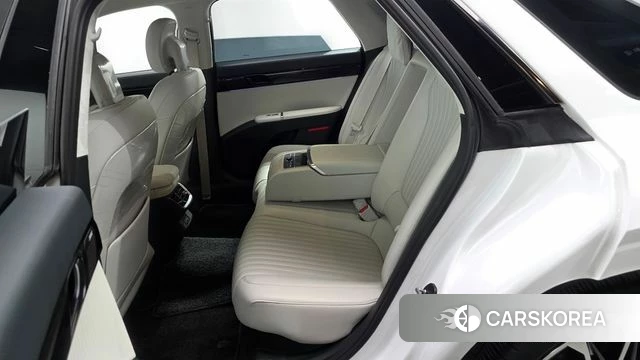 Hyundai Grandeur Hybrid (GN7) 2024 Белый из Кореи, фото 3