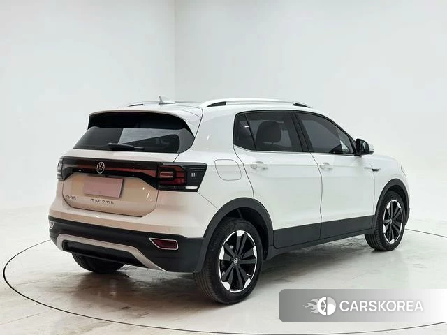 Volkswagen Tacqua 2022 Белый из Китая, фото 3