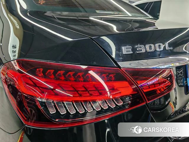 Mercedes-Benz E-Class 2021 Черный из Китая, фото 3