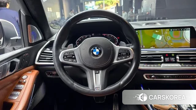 BMW X7 (G07) 2022 Белый из Кореи, фото 3