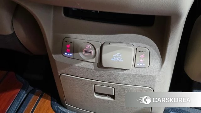 Kia The New Carnival 2019 Белый из Кореи, фото 3