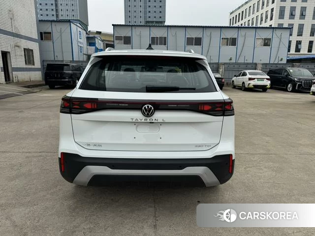 Volkswagen Tayron 2026 Белый из Китая, фото 3