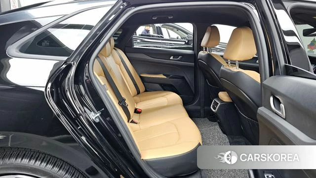 Kia K5 3rd generation 2023 Черный из Кореи, фото 3