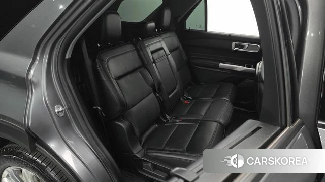 Ford Explorer 6th Generation 2022 Серый из Кореи, фото 3