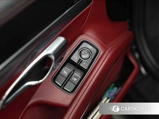 Porsche 718 Boxster 2018 Черный из Кореи, фото 3