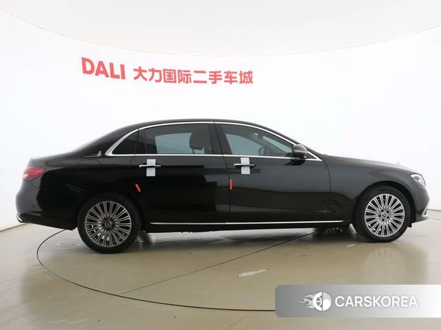 Mercedes-Benz E-Class 2021 Черный из Китая, фото 3