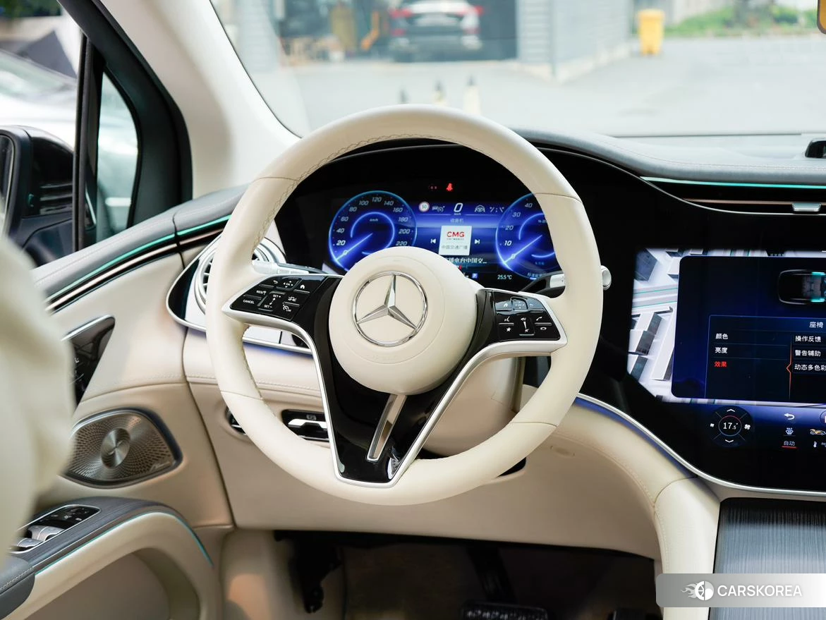 Mercedes-Benz EQS 2023 Черный из Китая, фото 3
