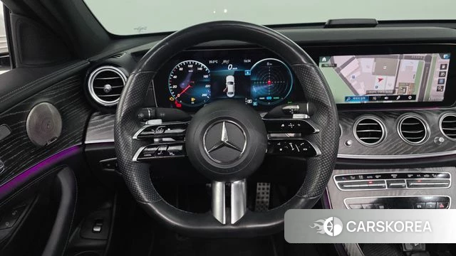Mercedes-Benz E-Class W213 2022 Белый из Кореи, фото 3
