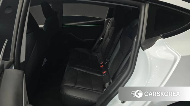 Tesla Model 3 2024 Белый из Кореи, фото 3