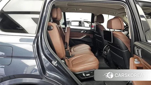 BMW X7 (G07) 2022 Серый из Кореи, фото 3