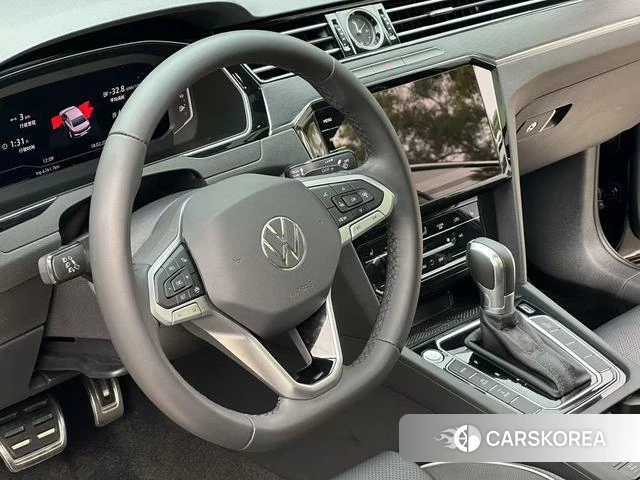 Volkswagen Magotan 2024 Черный из Китая, фото 3