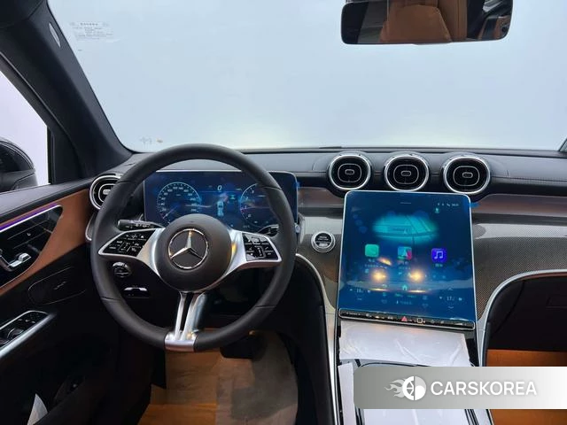 Mercedes-Benz GLC 2026 Черный из Китая, фото 2