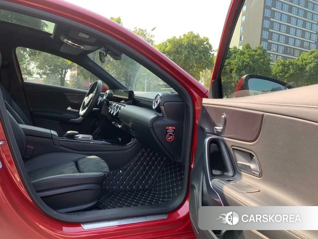 Mercedes-Benz A-Class 2023 Красный из Китая, фото 3