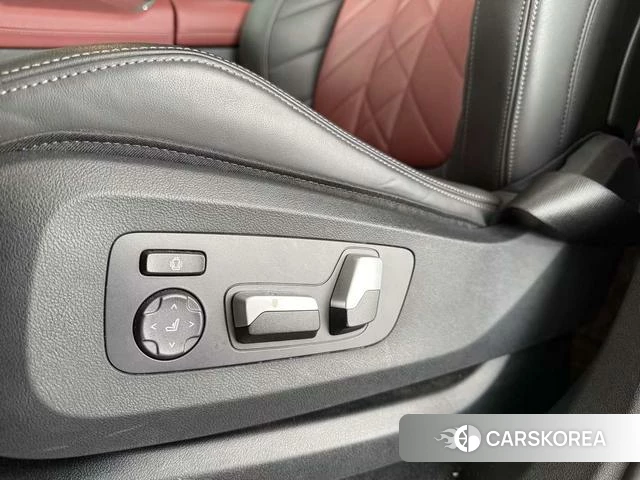 BMW X6 2025 Черный из Китая, фото 3