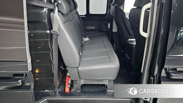 Hyundai Staria 2024 Черный из Кореи, фото 3