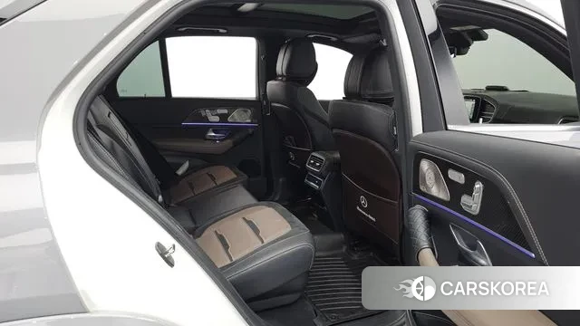 Mercedes-Benz GLE-Class W167 2023 Серебристо-серый из Кореи, фото 3