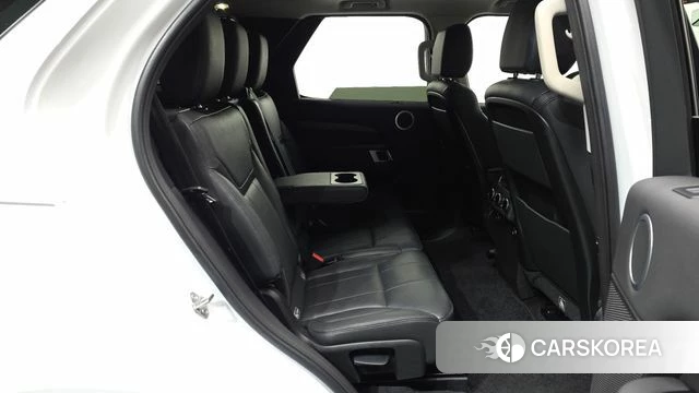 Land Rover Discovery 5 2018 Белый из Кореи, фото 3