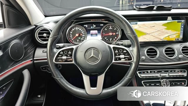 Mercedes-Benz E-Class W213 2019 Белый из Кореи, фото 3
