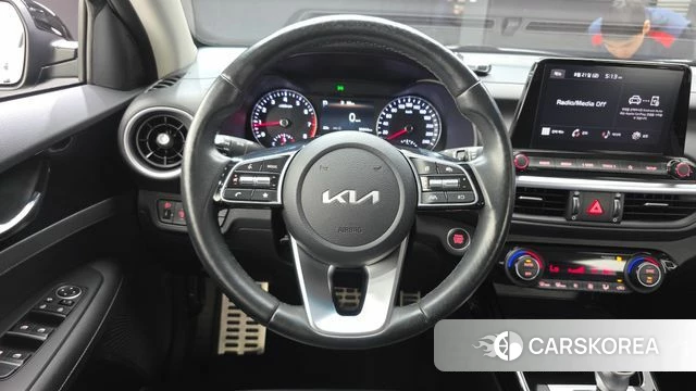 Kia The New K3 2nd generation 2023 Черный из Кореи, фото 3