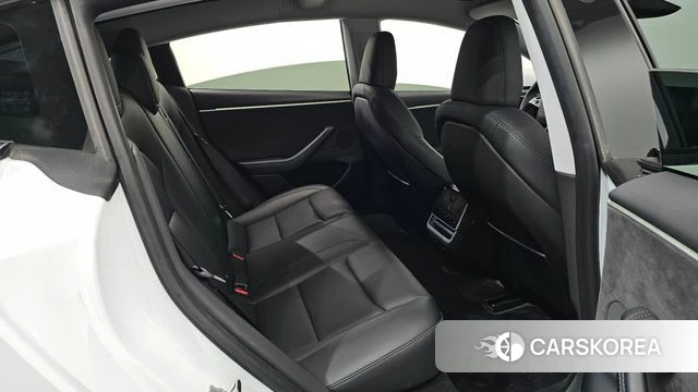 Tesla Model 3 2024 Белый из Кореи, фото 3