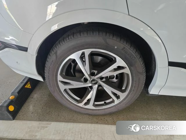 Audi Q6 e-Tron (GF) 2026 Белый из Кореи, фото 3